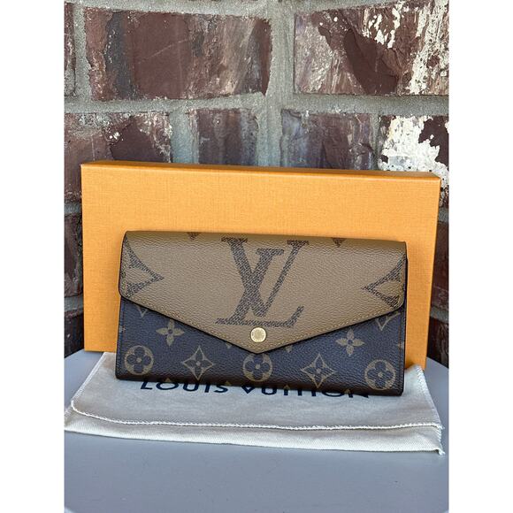 Louis Vuitton Reverse Monogram Wallet 55567 - Picture 1 of 9